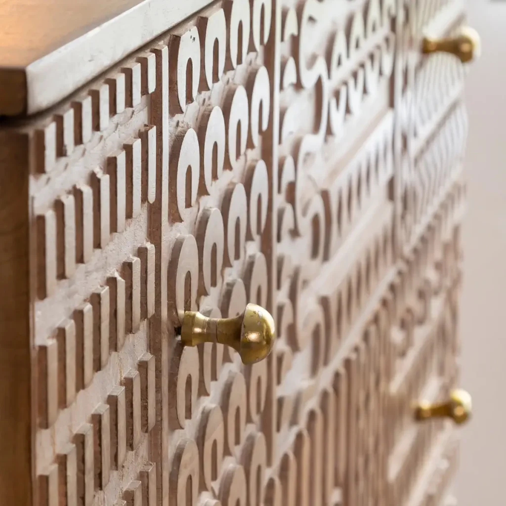 Comment relooker une vielle commode : Nos astuces simples et rapides